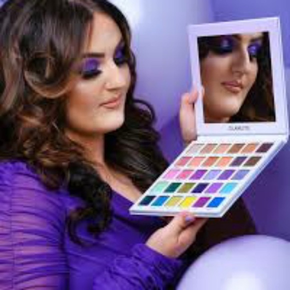 NEW IN BOX💜MIKAYLA X GLAMLITE PALETTE, LIMITED EDITION, SOLD OUT ON GLAMLITE! - Picture 9 of 12